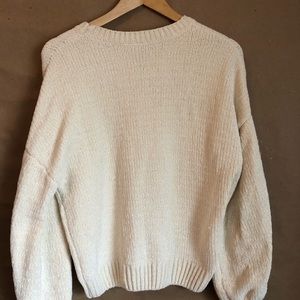 Alya Sweaters - Alya sweater from Francesca’s collections Alya Sweaters - Alya sweater from Francesca’s collections